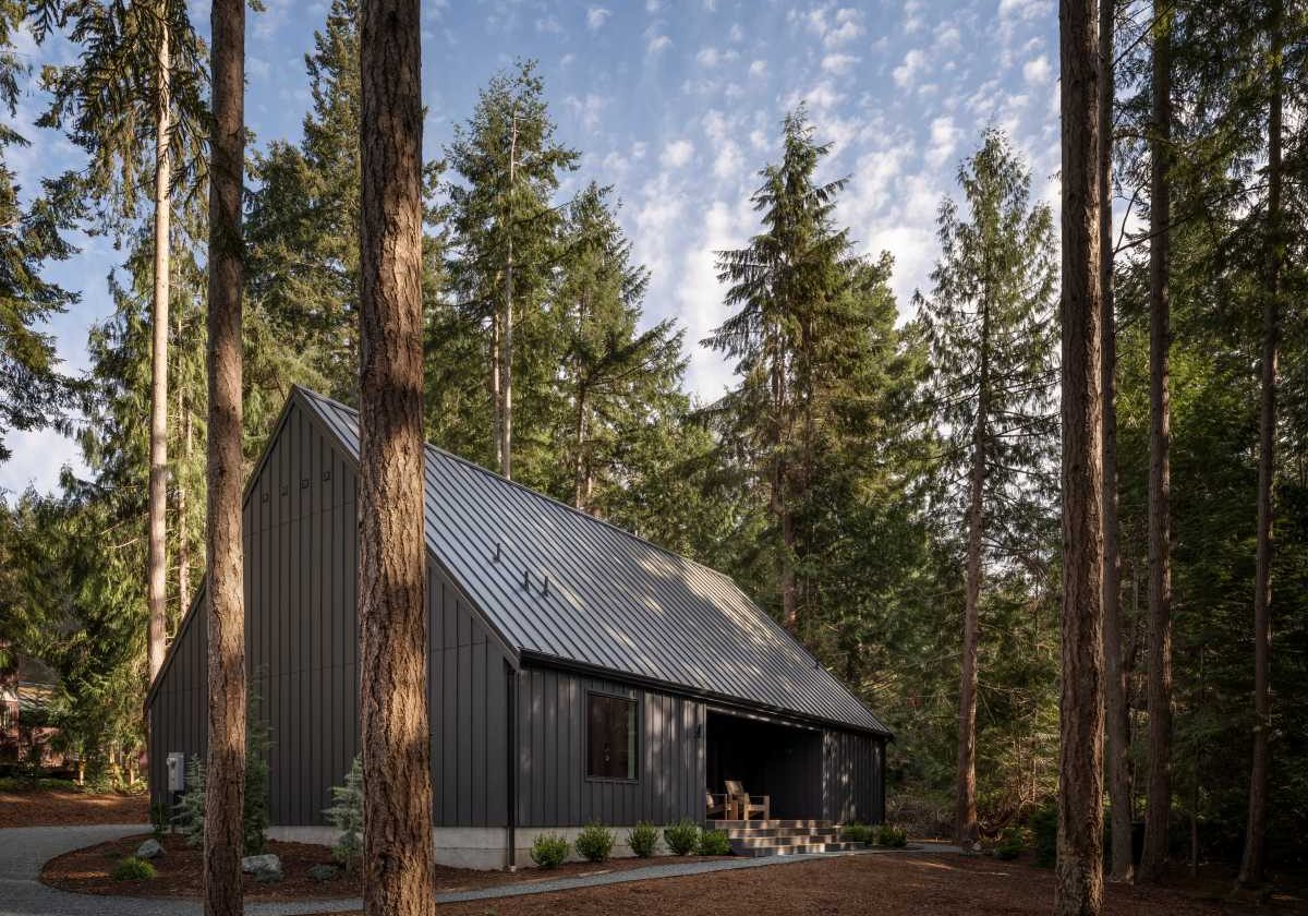 smith-cabin-251x